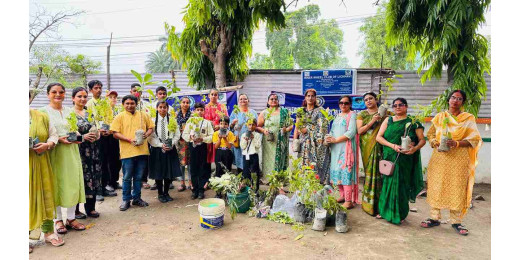 इनरव्हील क्लब द्वारा पौधा रोपण कार्यक्रम आयोजित 